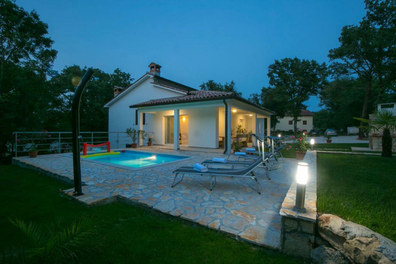Holiday Home Rea Лабин Экстерьер фото